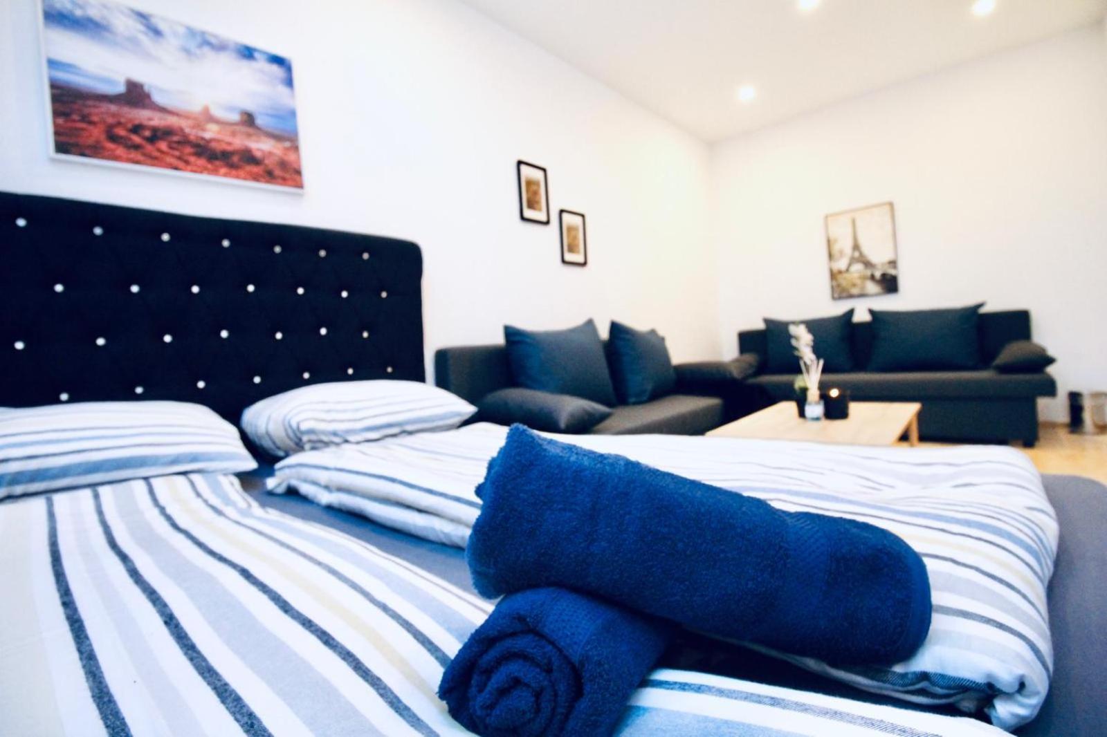 6 Min To Amusement Park - Economy Rooms In Shared Apartment Viena Exterior foto