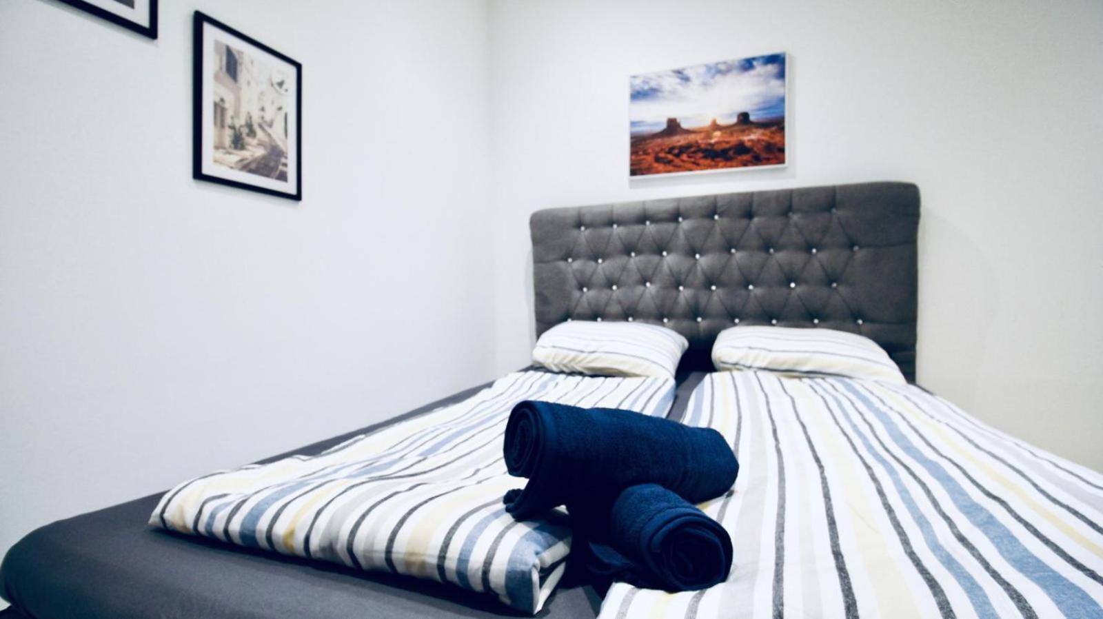 6 Min To Amusement Park - Economy Rooms In Shared Apartment Viena Exterior foto
